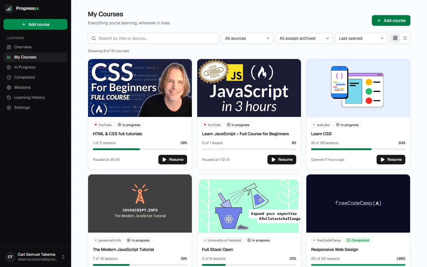 Course grid with source, status, progress and Resume buttons